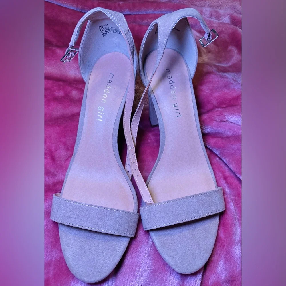 Madden Girl Beige‎ Open Toe Pumps, 8